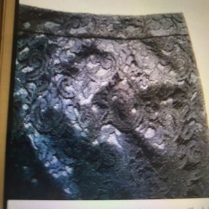 “Banana Republic” Black lace skirt